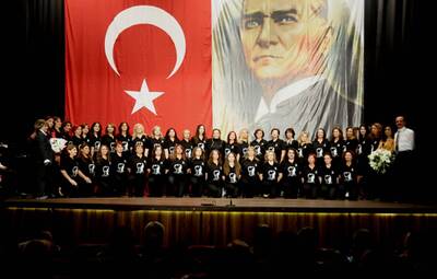 ANNELERDEN YENİ OYUN